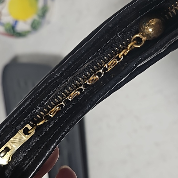 12.5×9 lg Soft black leather tan suede vintage Large purse  pull tag chain - Picture 5 of 17